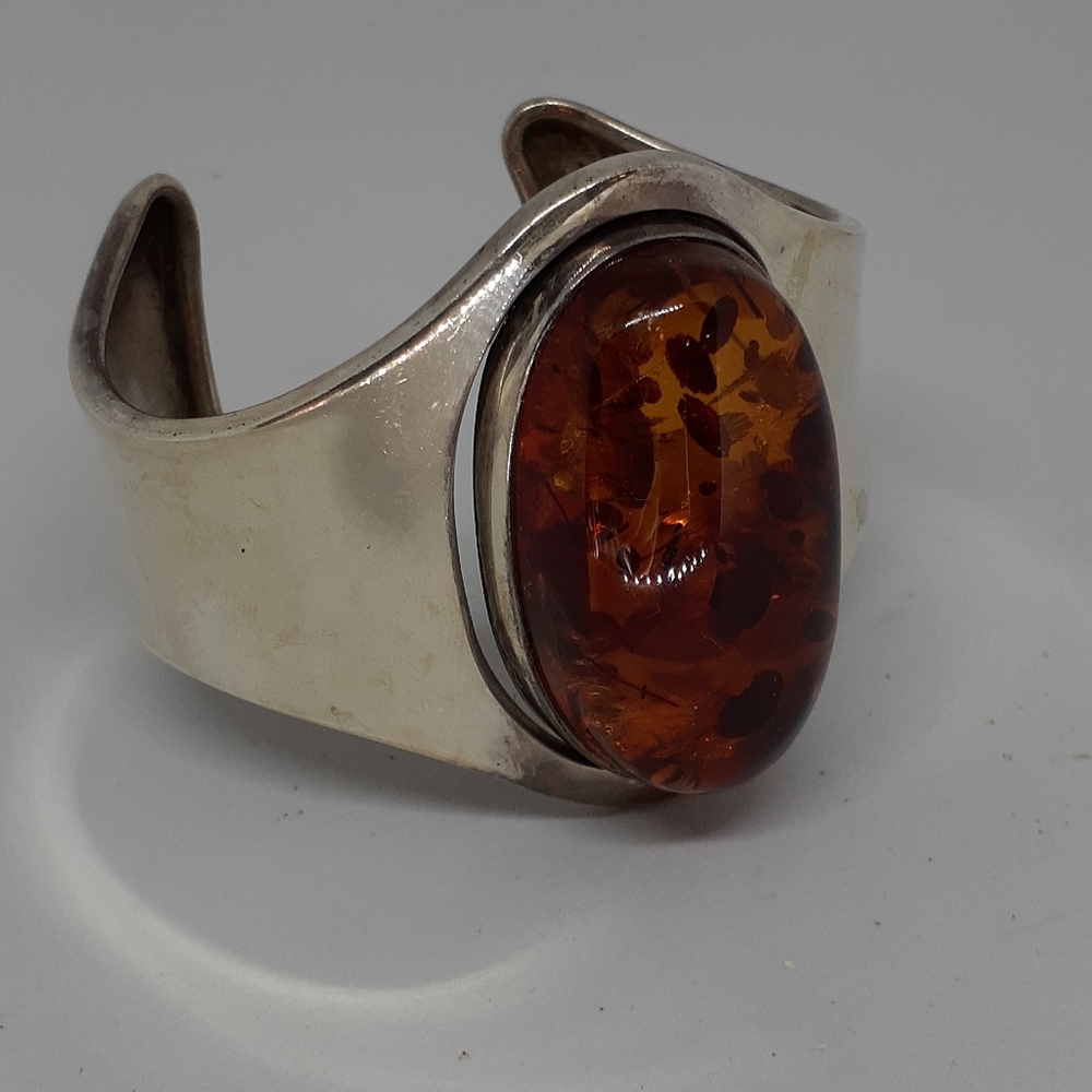 Stunning Silver Cuff Bracelet w/ Large Amber Stone